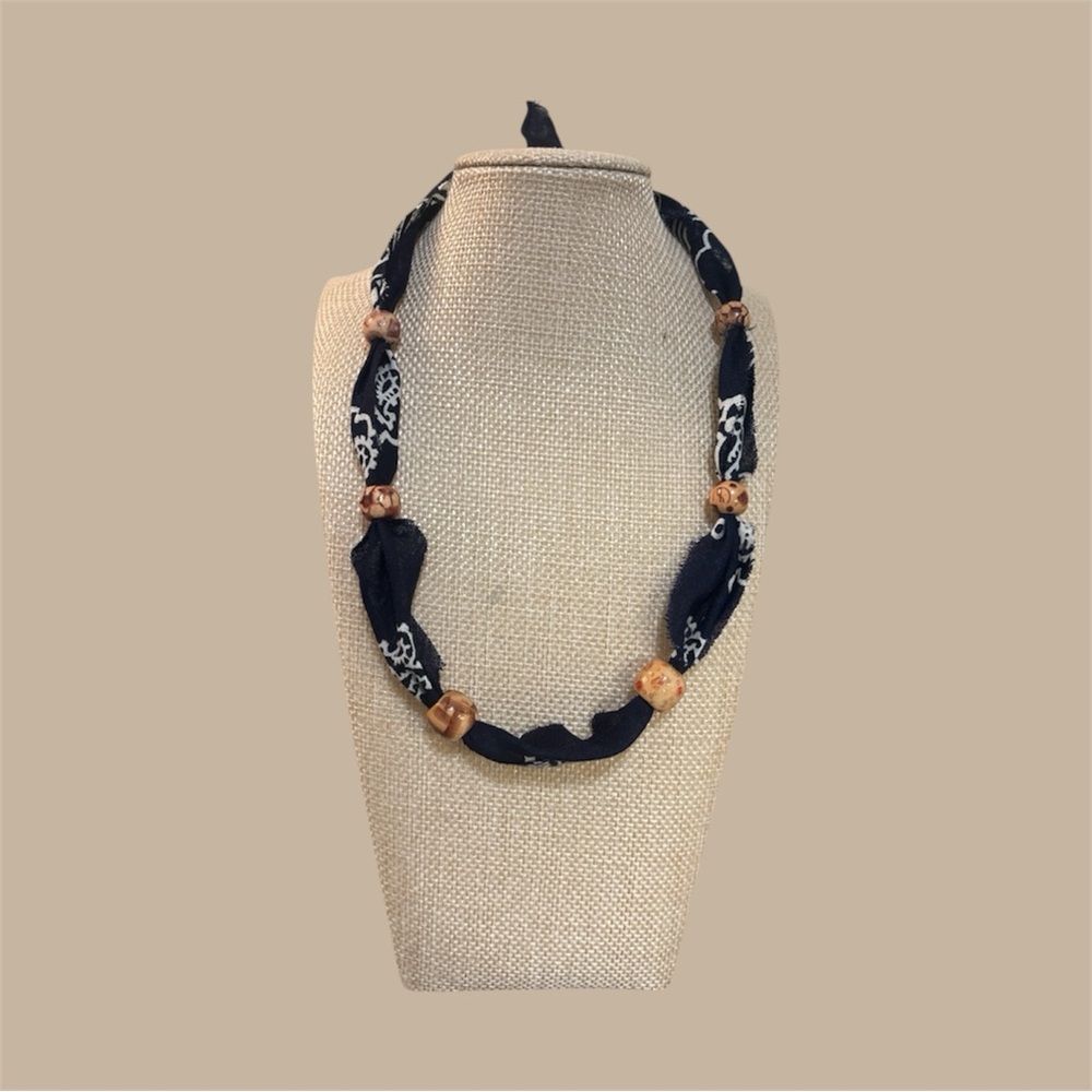 (#146) Elegant Navy Beaded Necklace